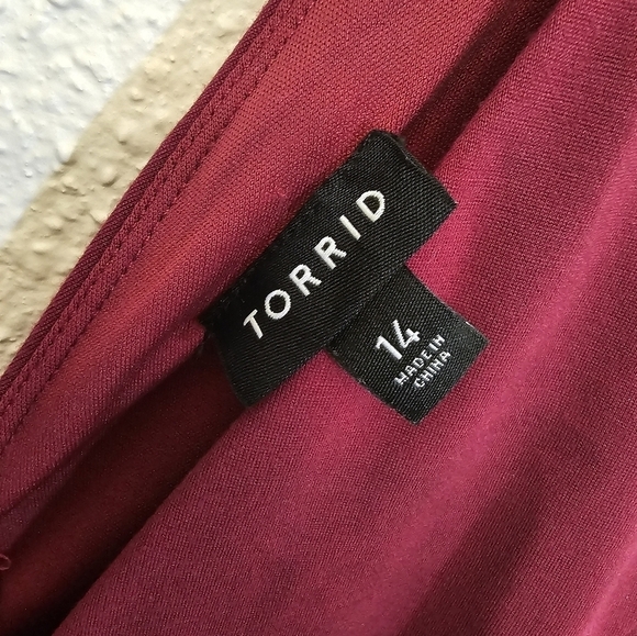 Torrid Size 14 Stretchy Burgandy Mixed Media Midi Chiffon Skater Dress - Picture 3 of 8